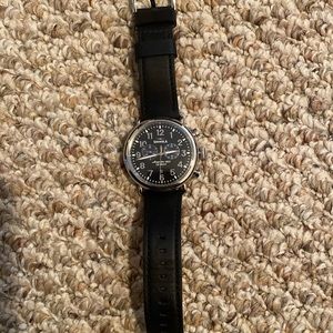 Flawless condition mens shinola Detroit made watch